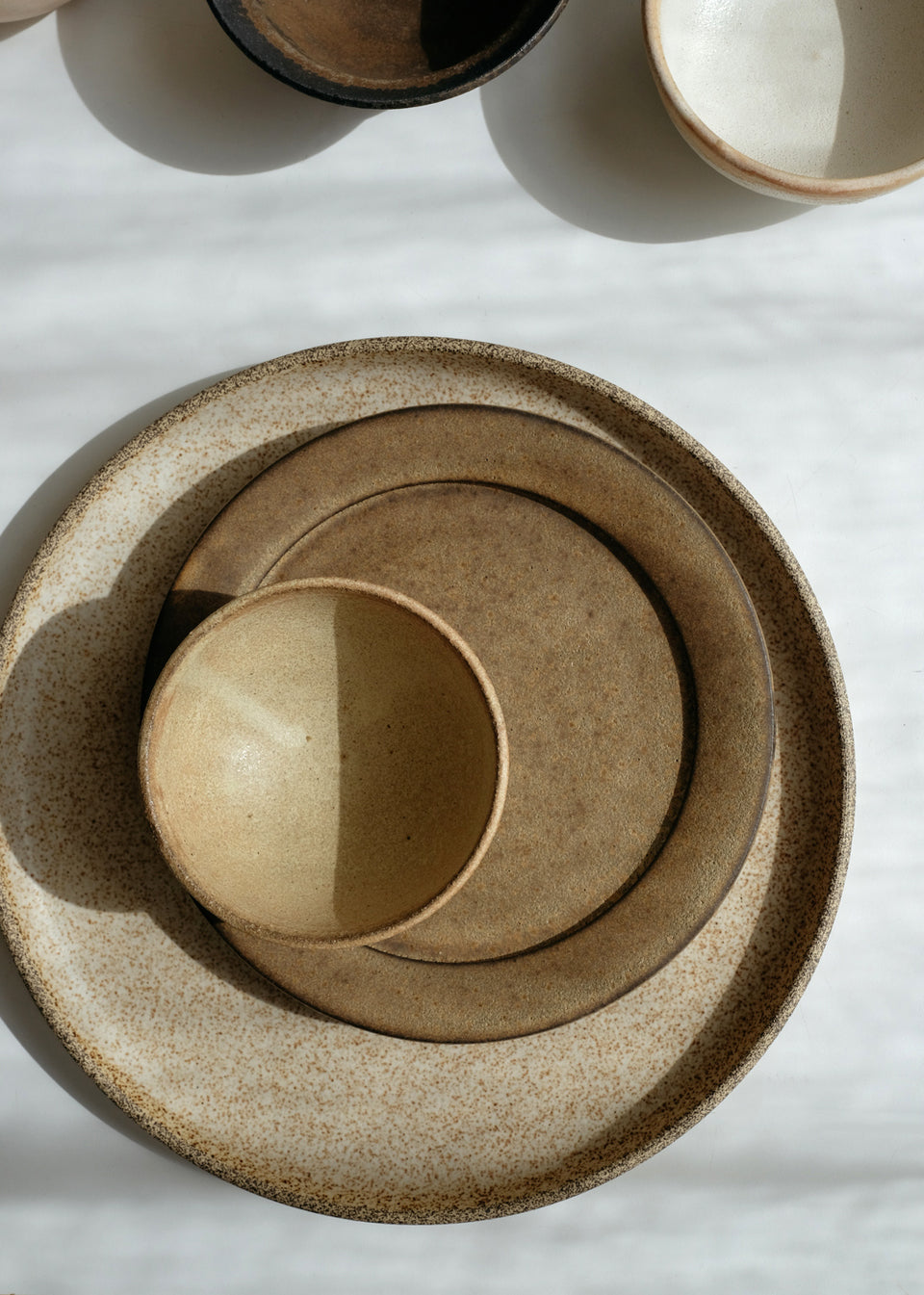 Garden Plate in Skipping Stone