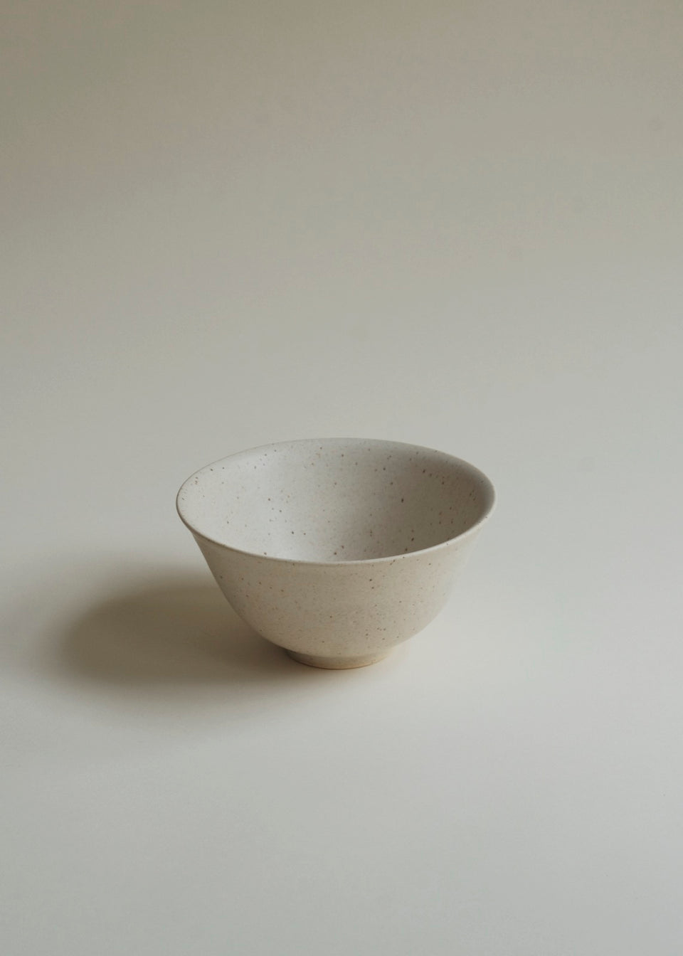 Swoop Bowl in Speckled Tivoli