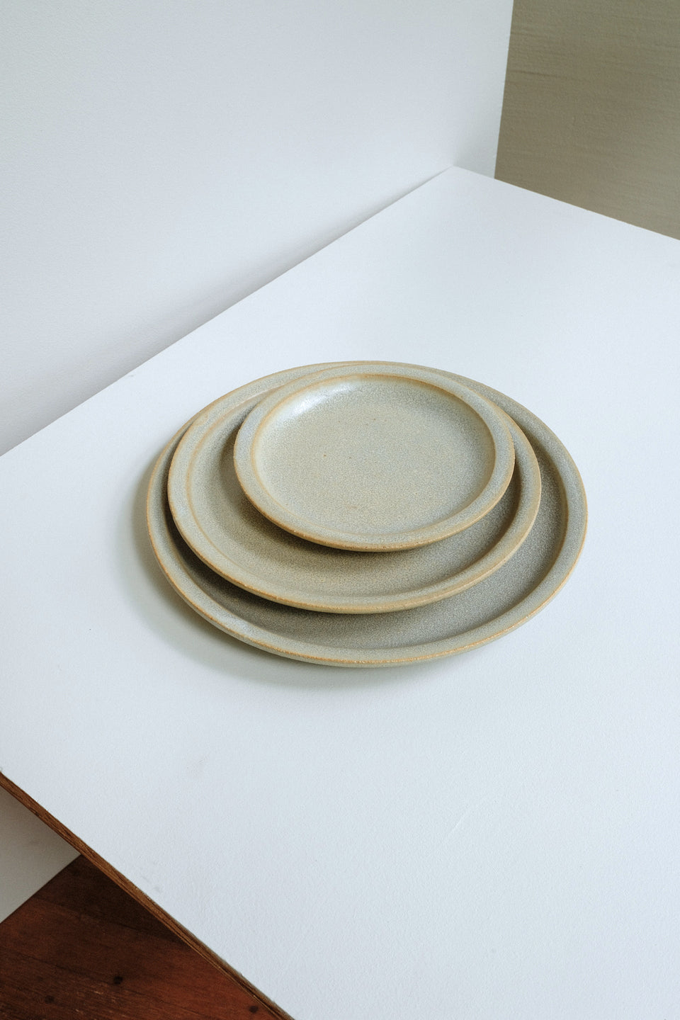 Cena Plates in Sun Daze