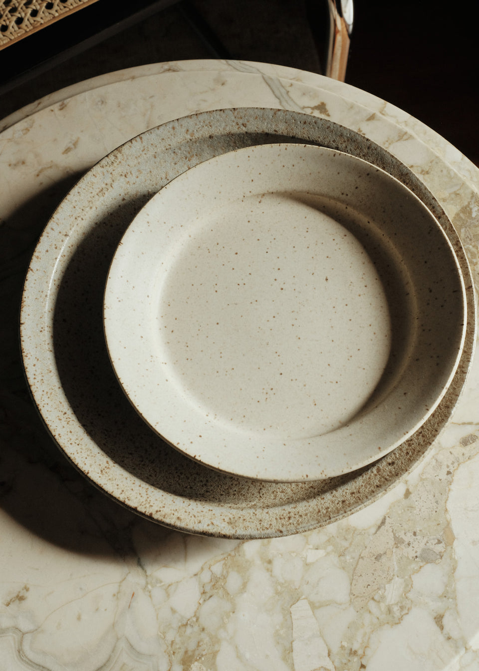 Garden Plate in Speckled Tivoli