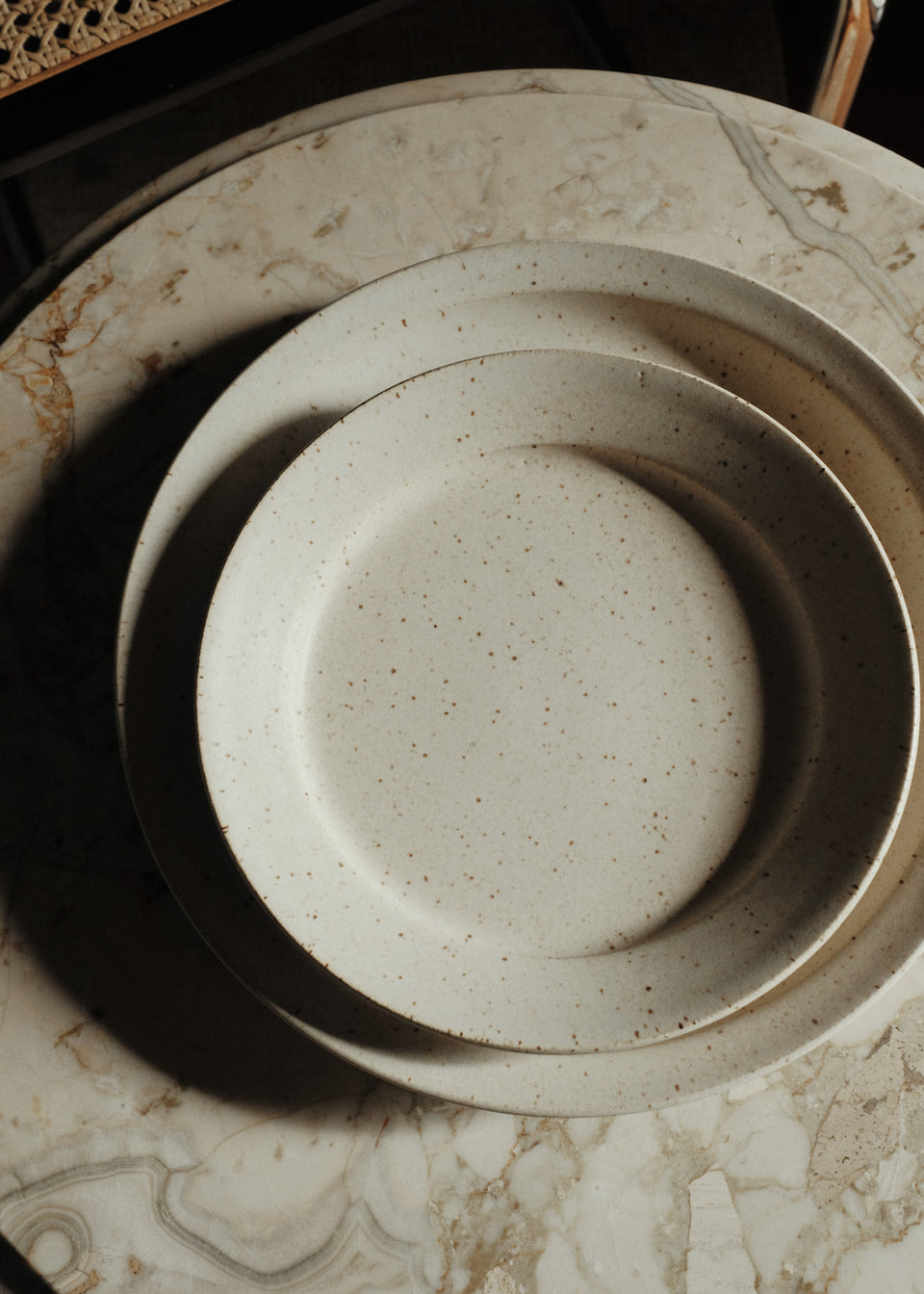 Garden Plate in Speckled Tivoli