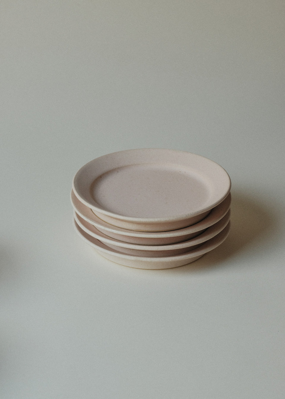 Garden Plate in Rose Water