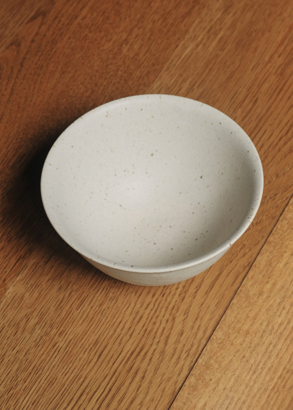 Swoop Bowl in Speckled Tivoli